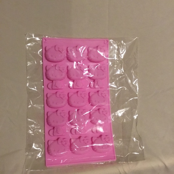 NEW Hello Kitty ice cube tray - Picture 1 of 4